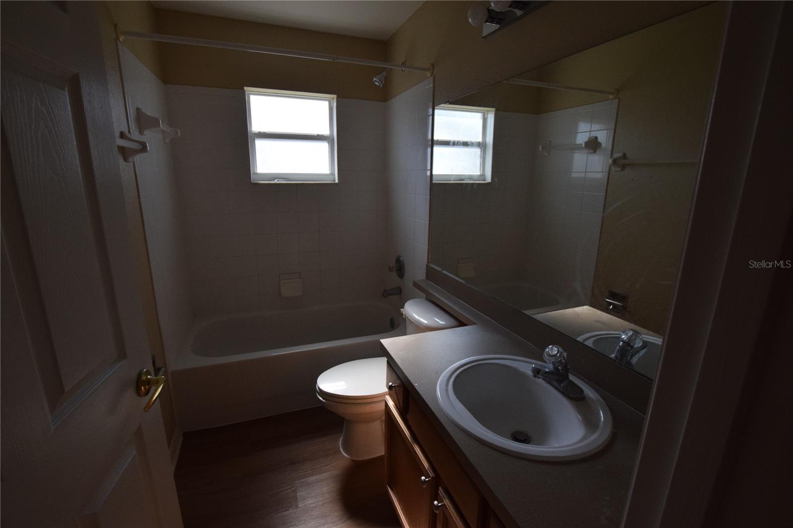 Image 13 of 15 For 206 Windridge Street