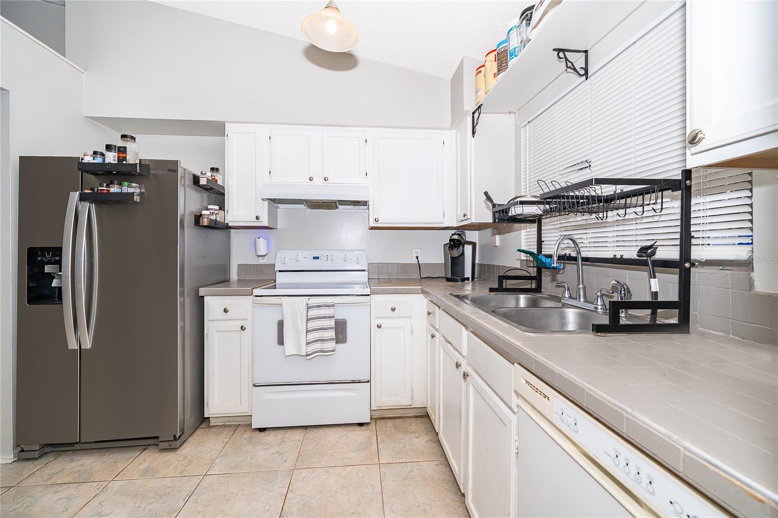 Image 3 of 18 For 207 Lake Drive