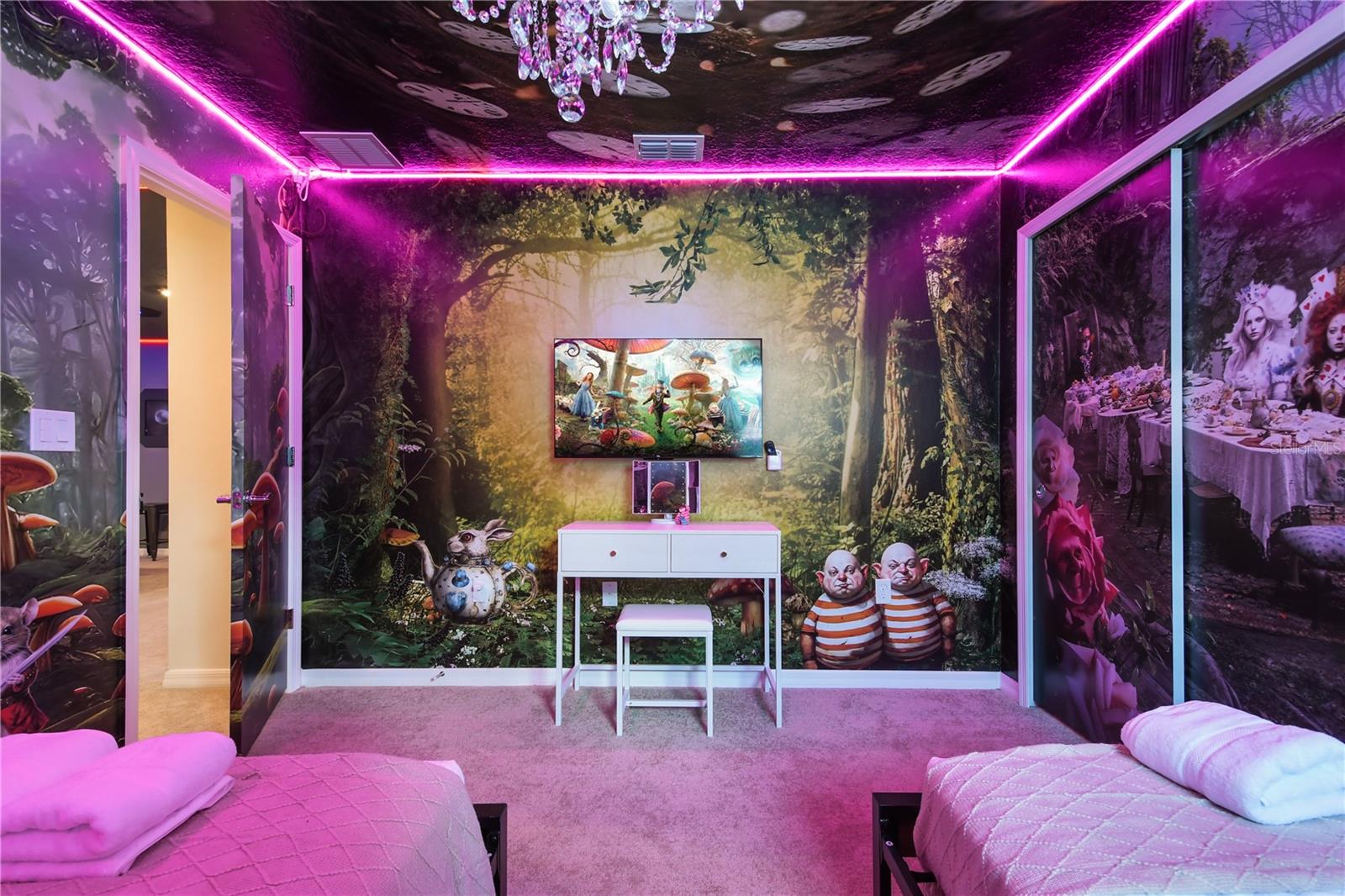 Image 18 of 76 For 4157 Lana Avenue