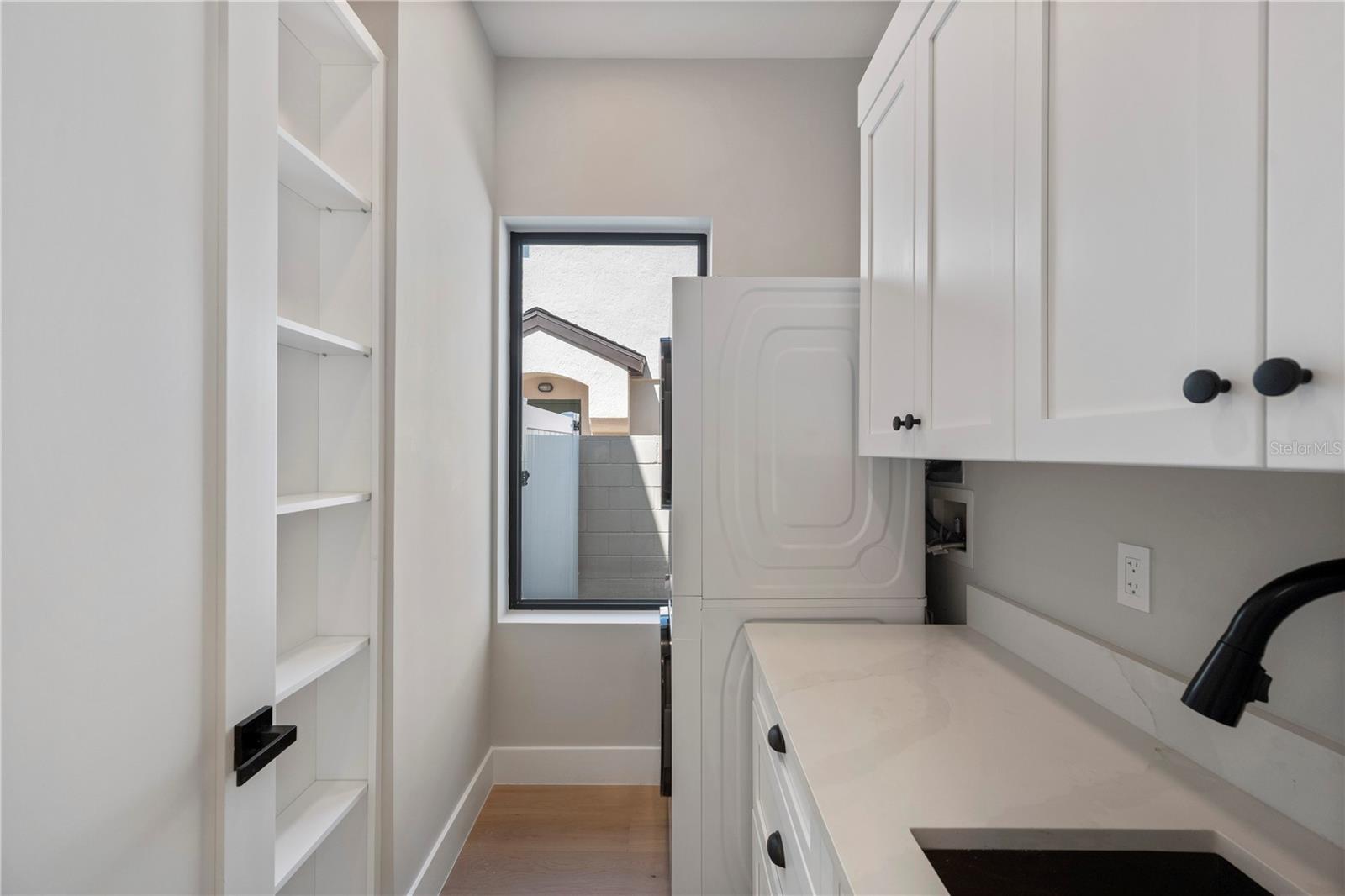 Image 29 of 43 For 1660 Walnut Avenue