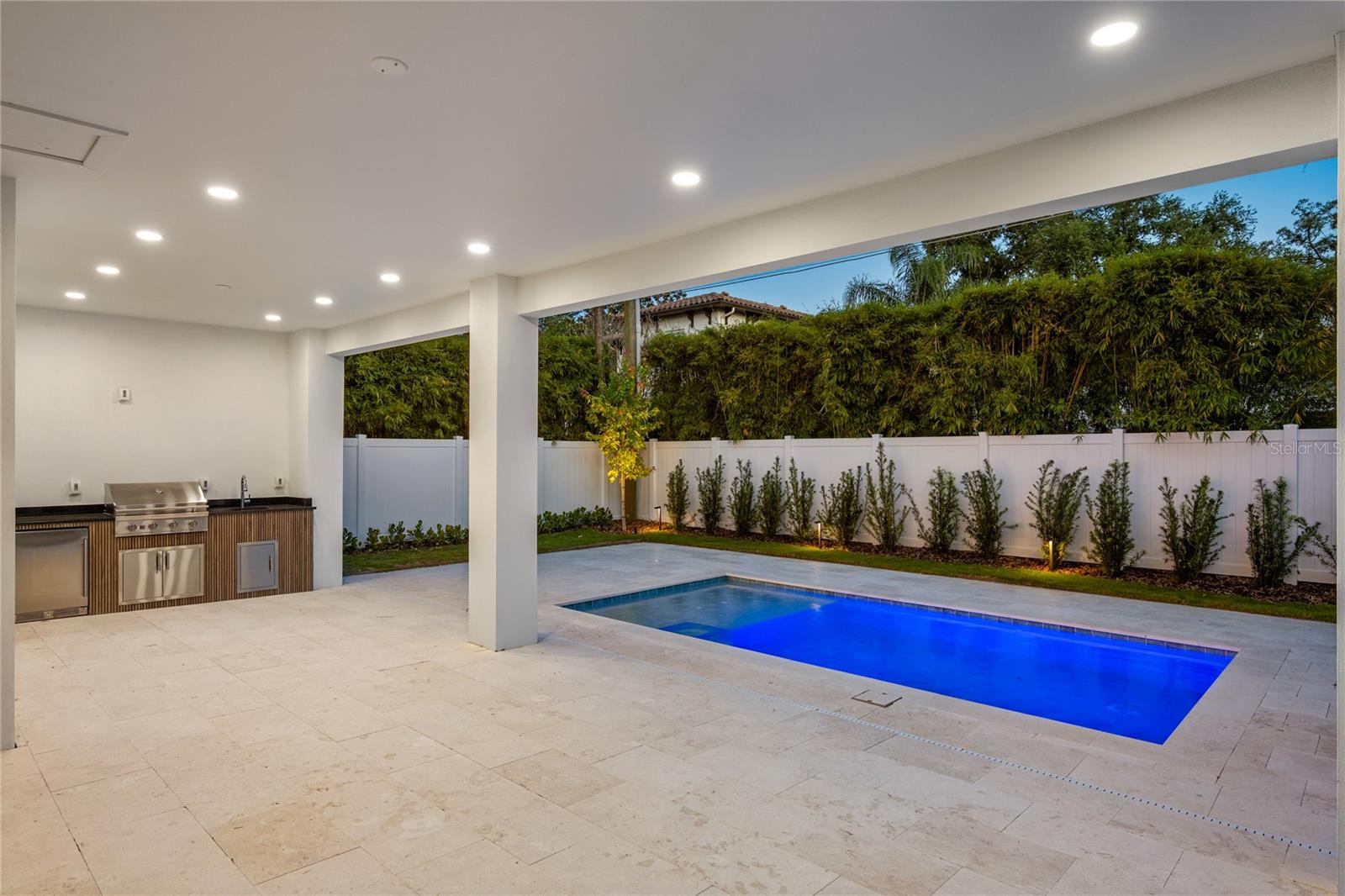 Image 31 of 43 For 1660 Walnut Avenue