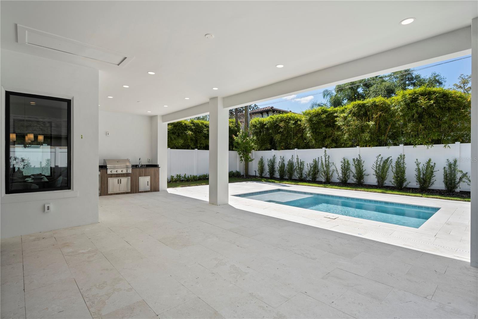 Image 32 of 43 For 1660 Walnut Avenue