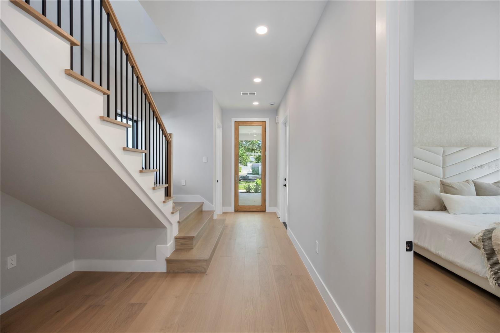 Image 4 of 43 For 1660 Walnut Avenue