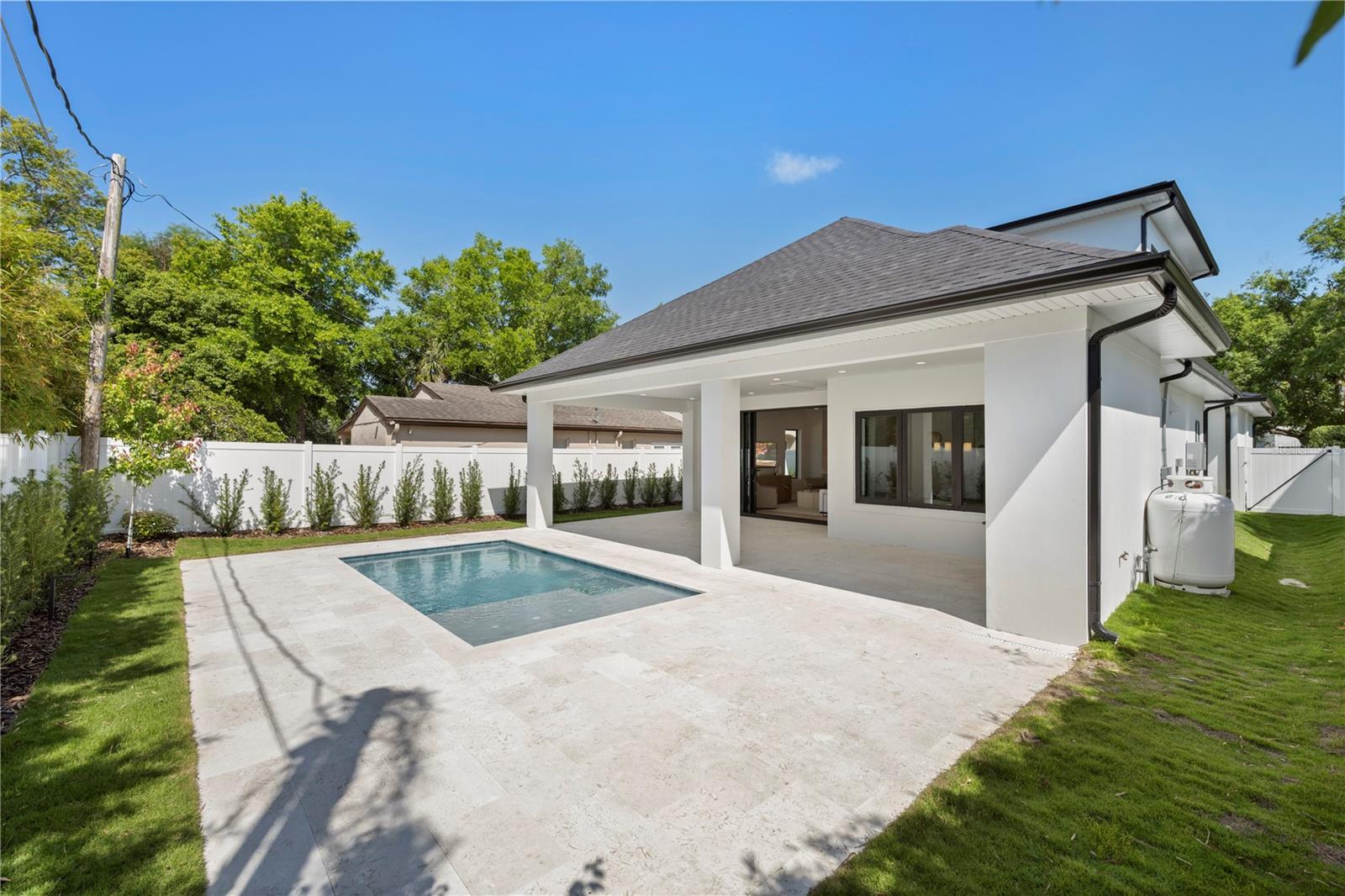 Image 40 of 43 For 1660 Walnut Avenue