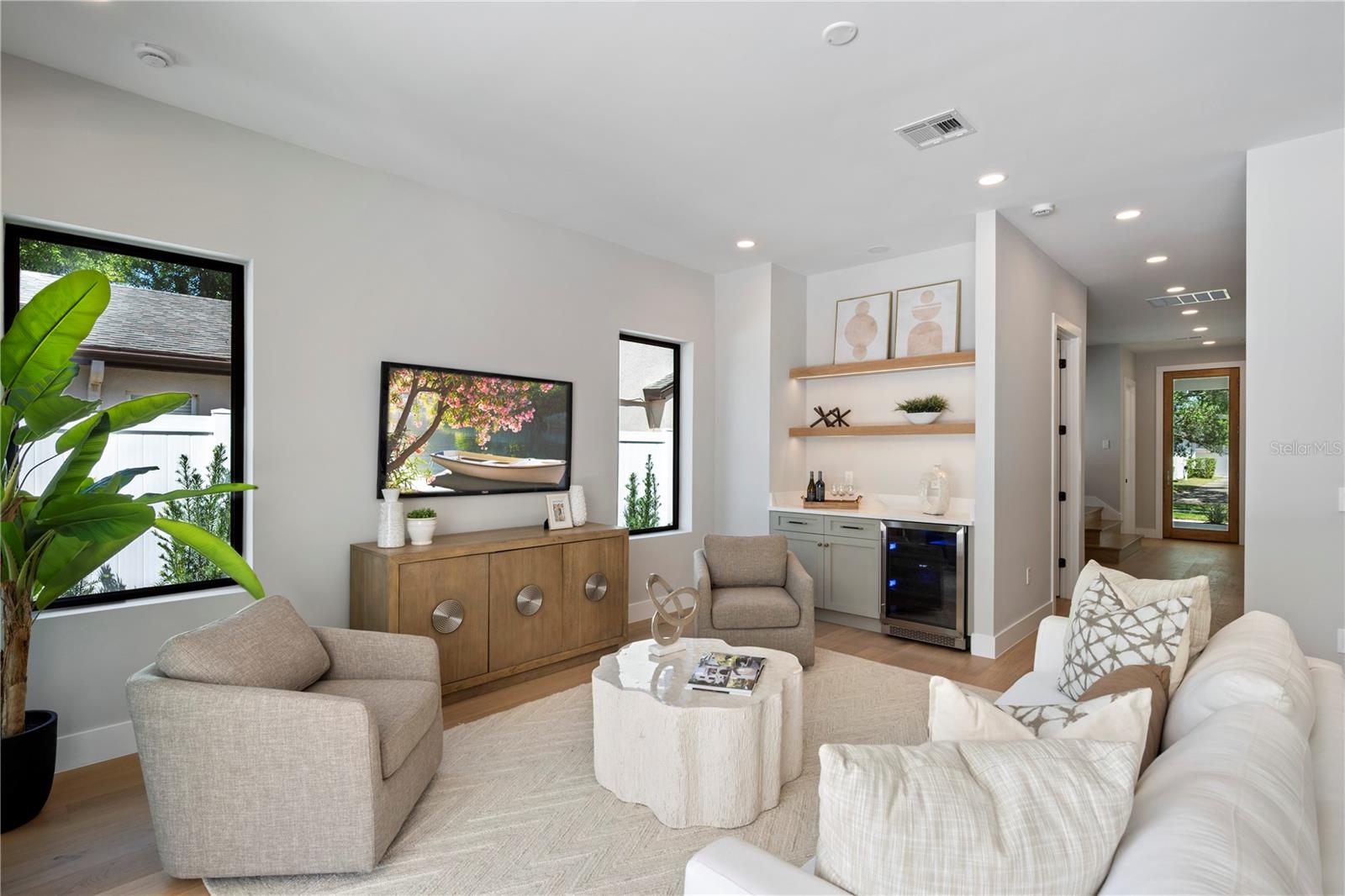 Image 6 of 43 For 1660 Walnut Avenue