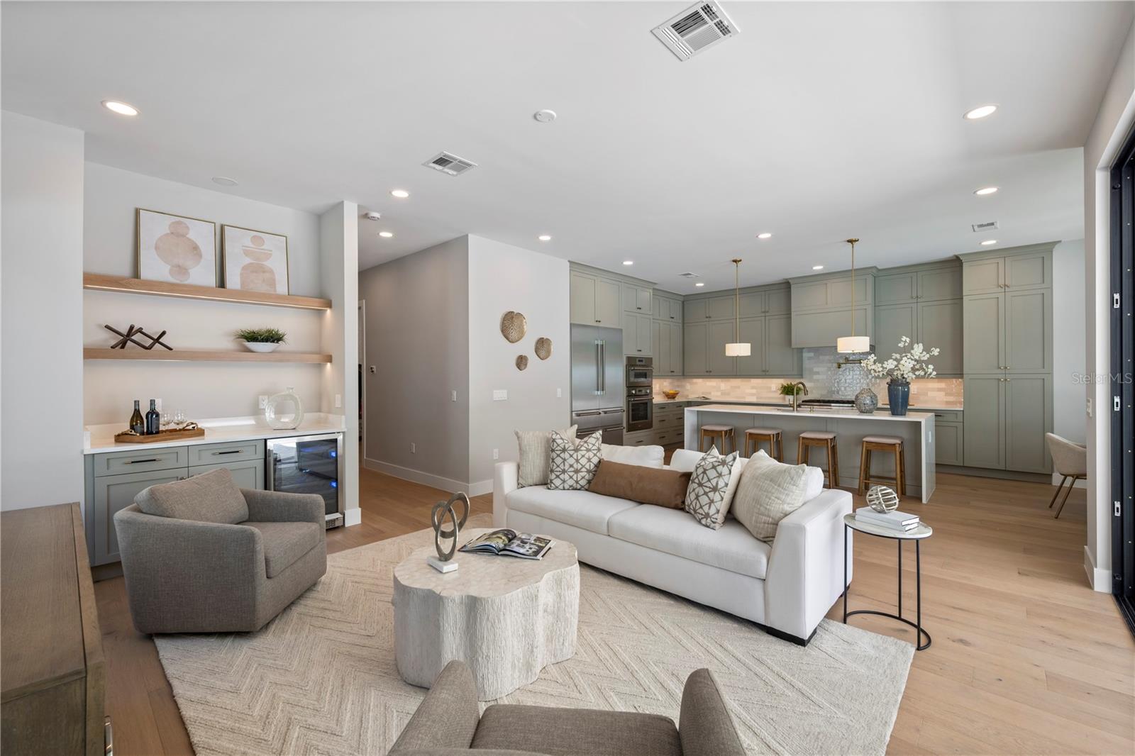 Image 9 of 43 For 1660 Walnut Avenue