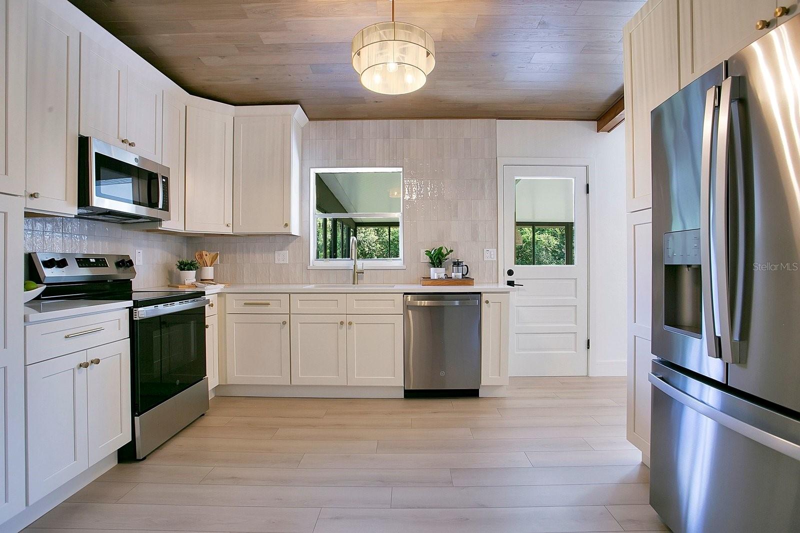 Image 10 of 35 For 3620 Clemwood Drive