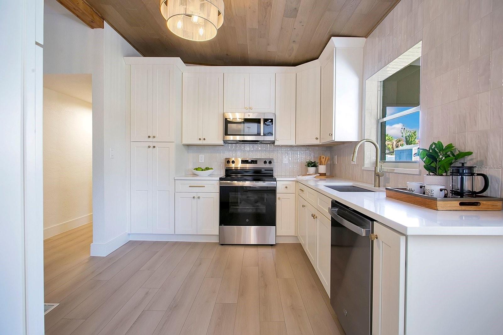 Image 9 of 35 For 3620 Clemwood Drive