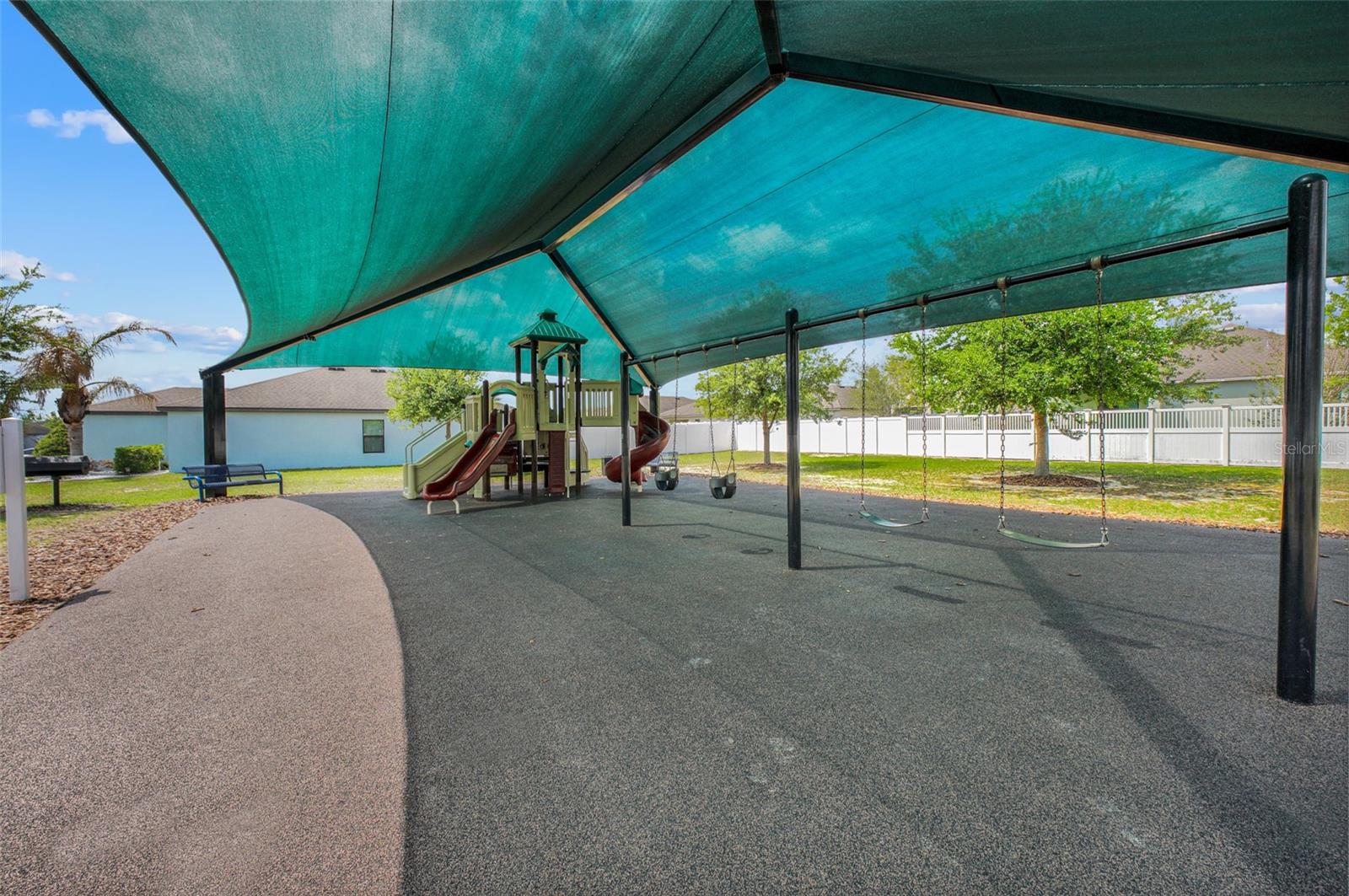 Image 22 of 33 For 910 Aspen View Circle