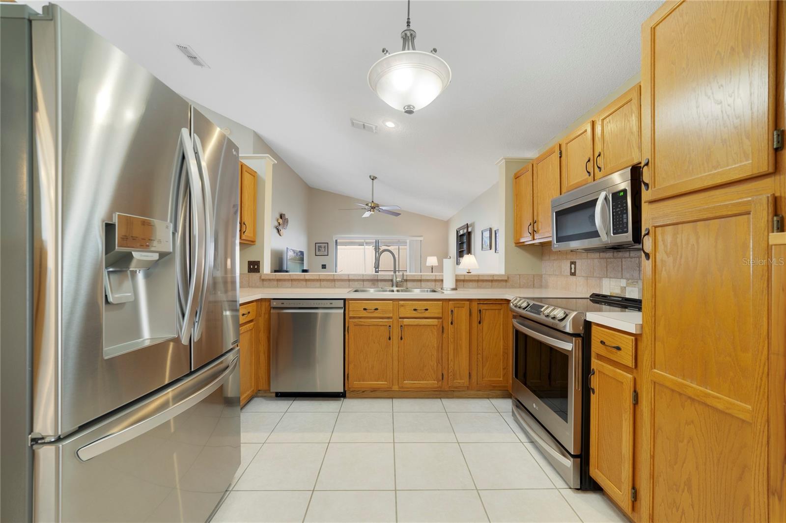 Image 5 of 16 For 608 Birgham Place