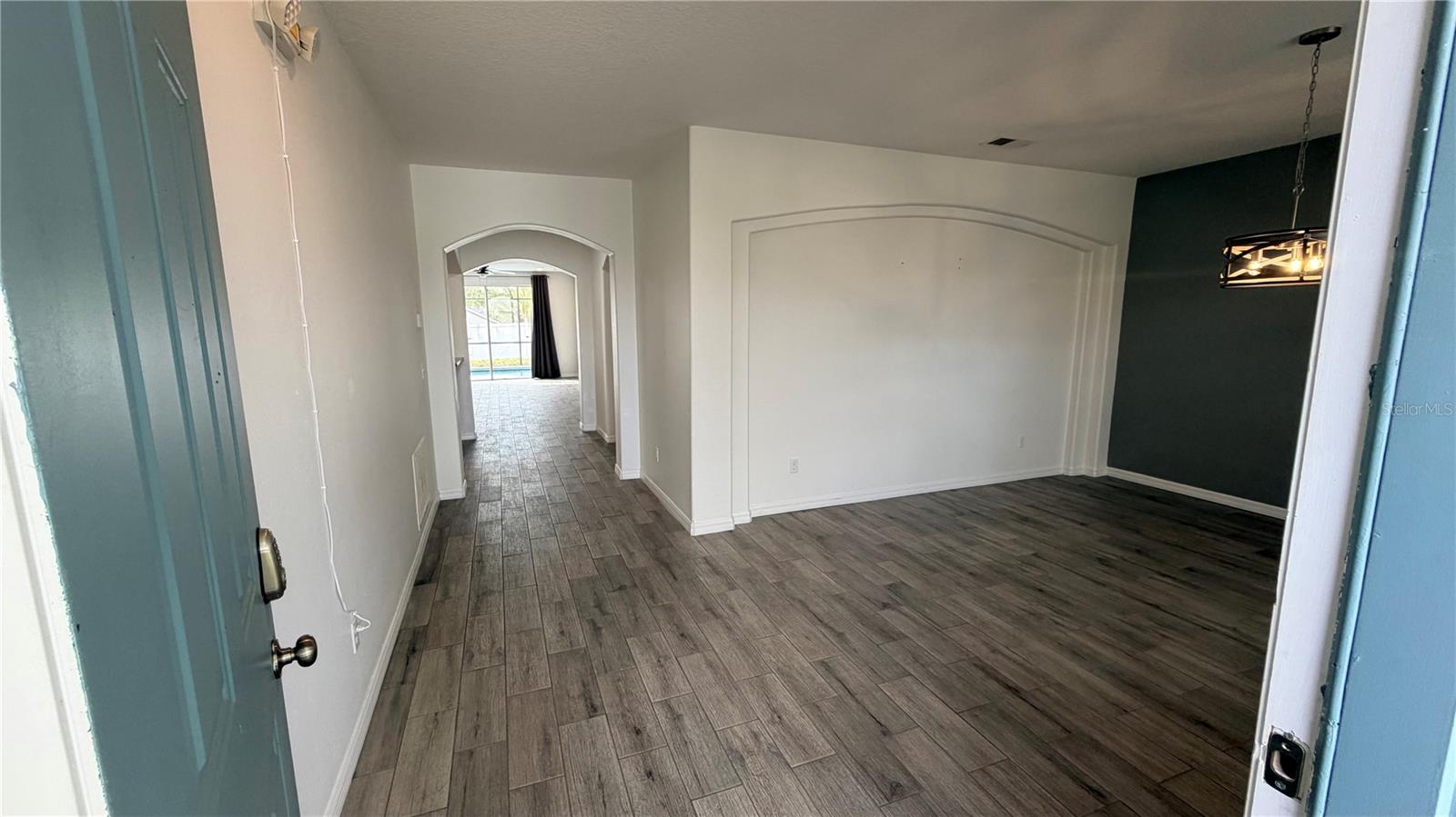 Image 3 of 24 For 456 Knollwood Drive