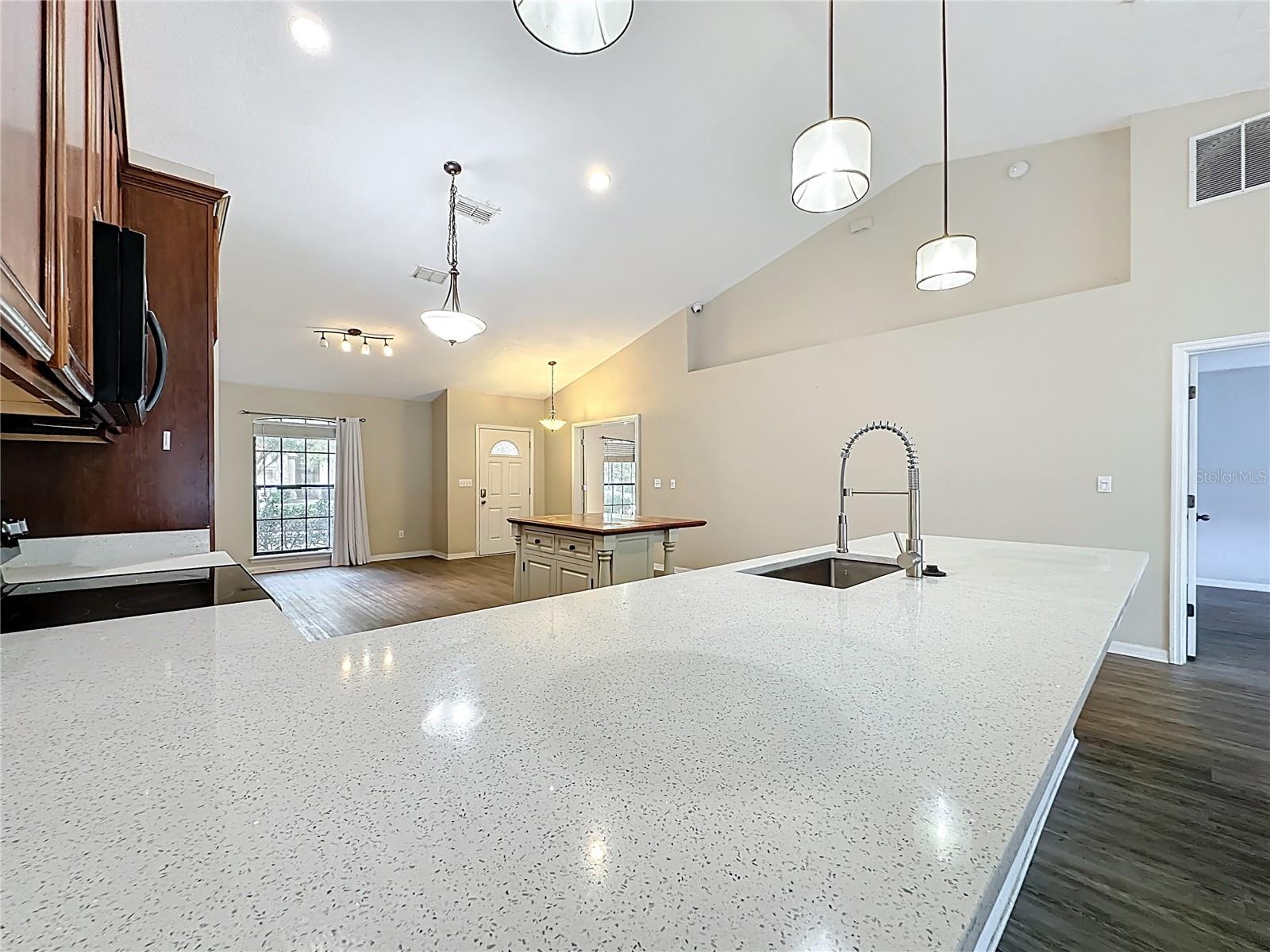 Image 11 of 67 For 3371 Classic Oak Court