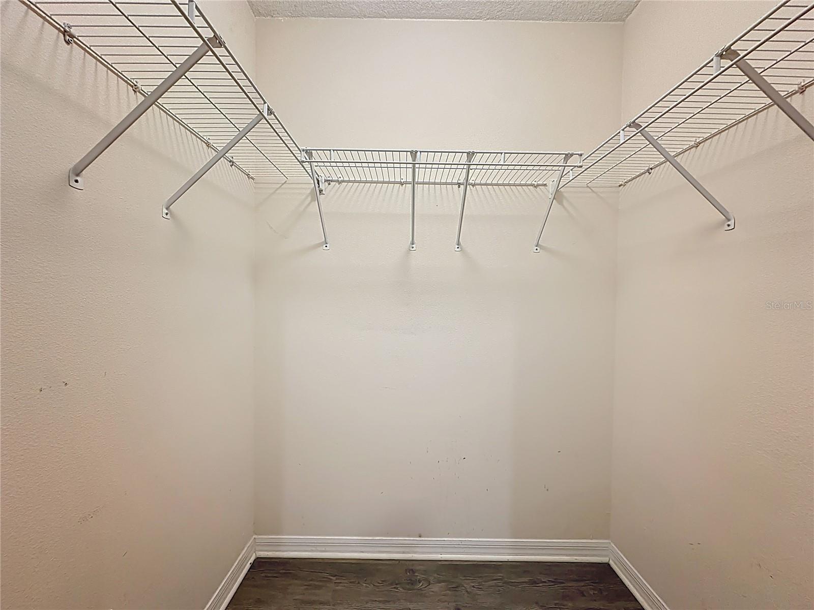 Image 27 of 67 For 3371 Classic Oak Court