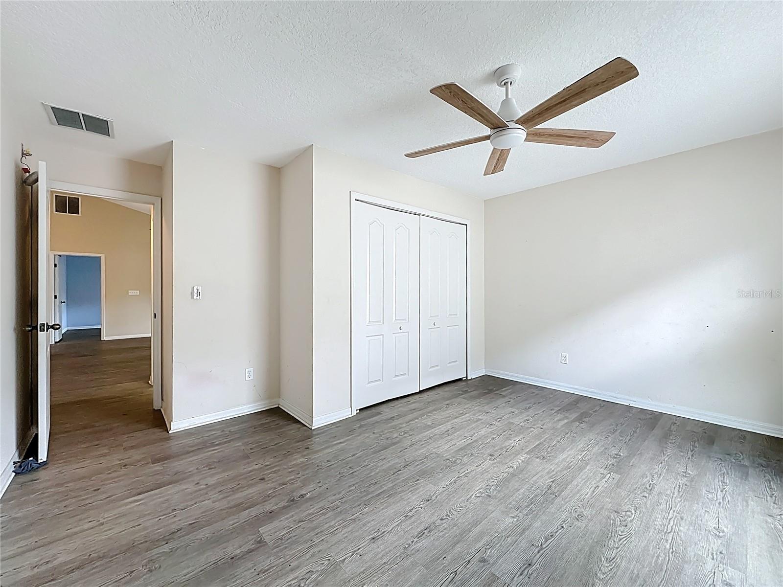 Image 36 of 67 For 3371 Classic Oak Court