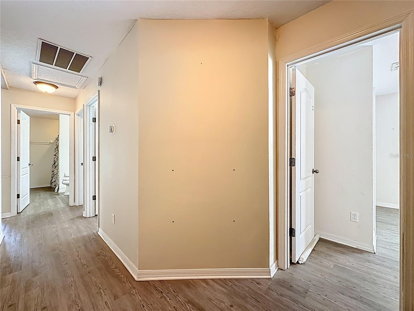 Image 41 of 67 For 3371 Classic Oak Court