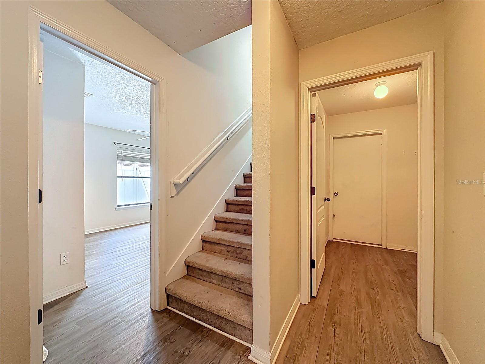 Image 42 of 67 For 3371 Classic Oak Court