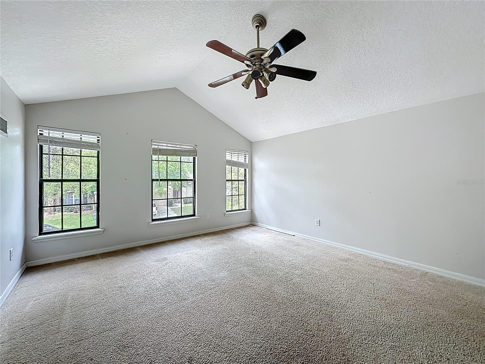 Image 44 of 67 For 3371 Classic Oak Court