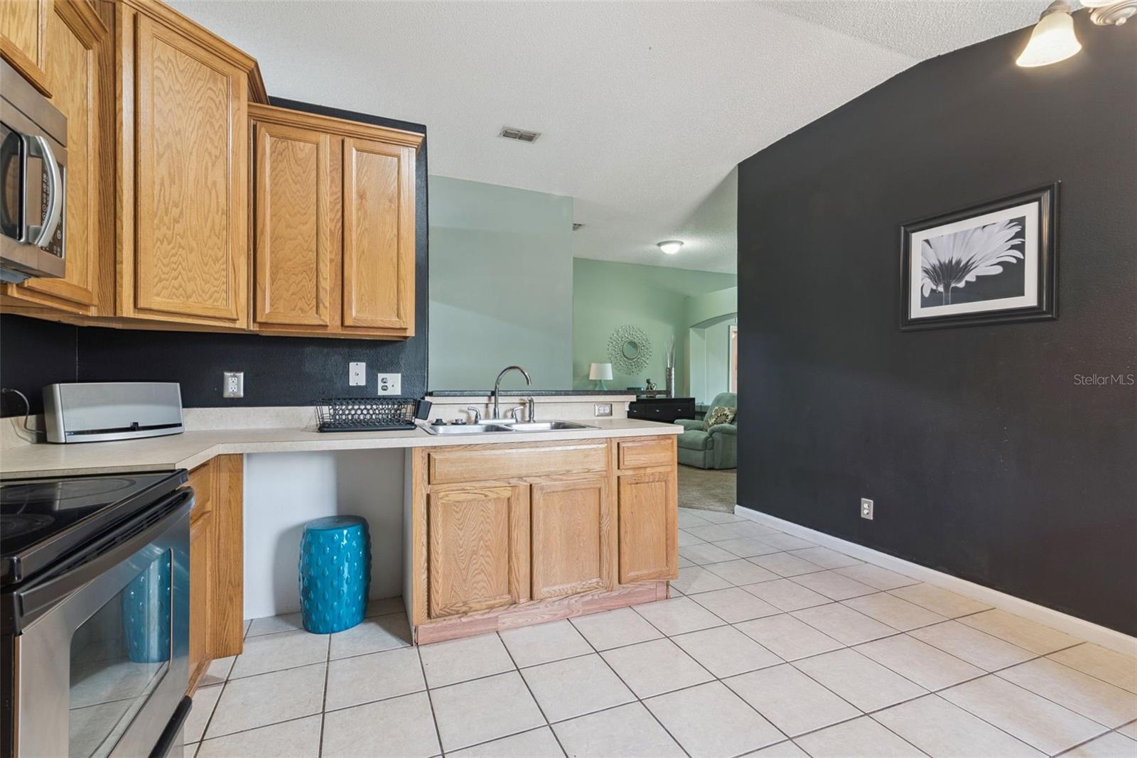 Image 10 of 27 For 1766 Clarcona Road