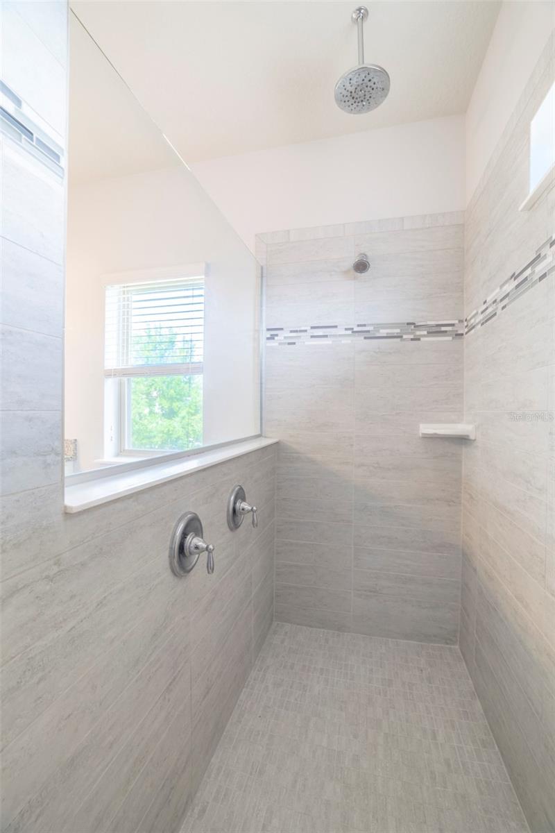 Image 31 of 44 For 10950 Citron Oaks Drive