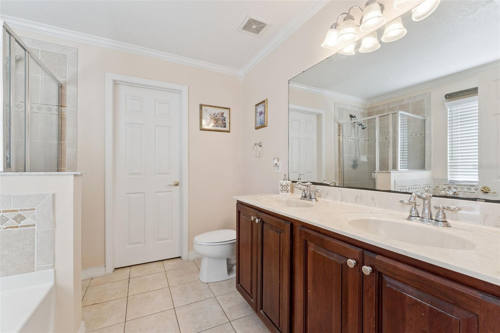 Image 24 of 42 For 14790 Tullamore Loop