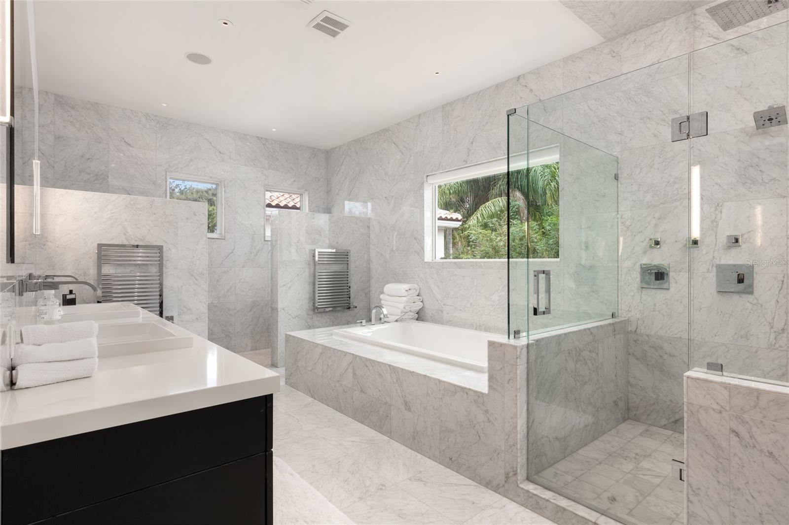 Image 17 of 68 For 12488 Park Avenue