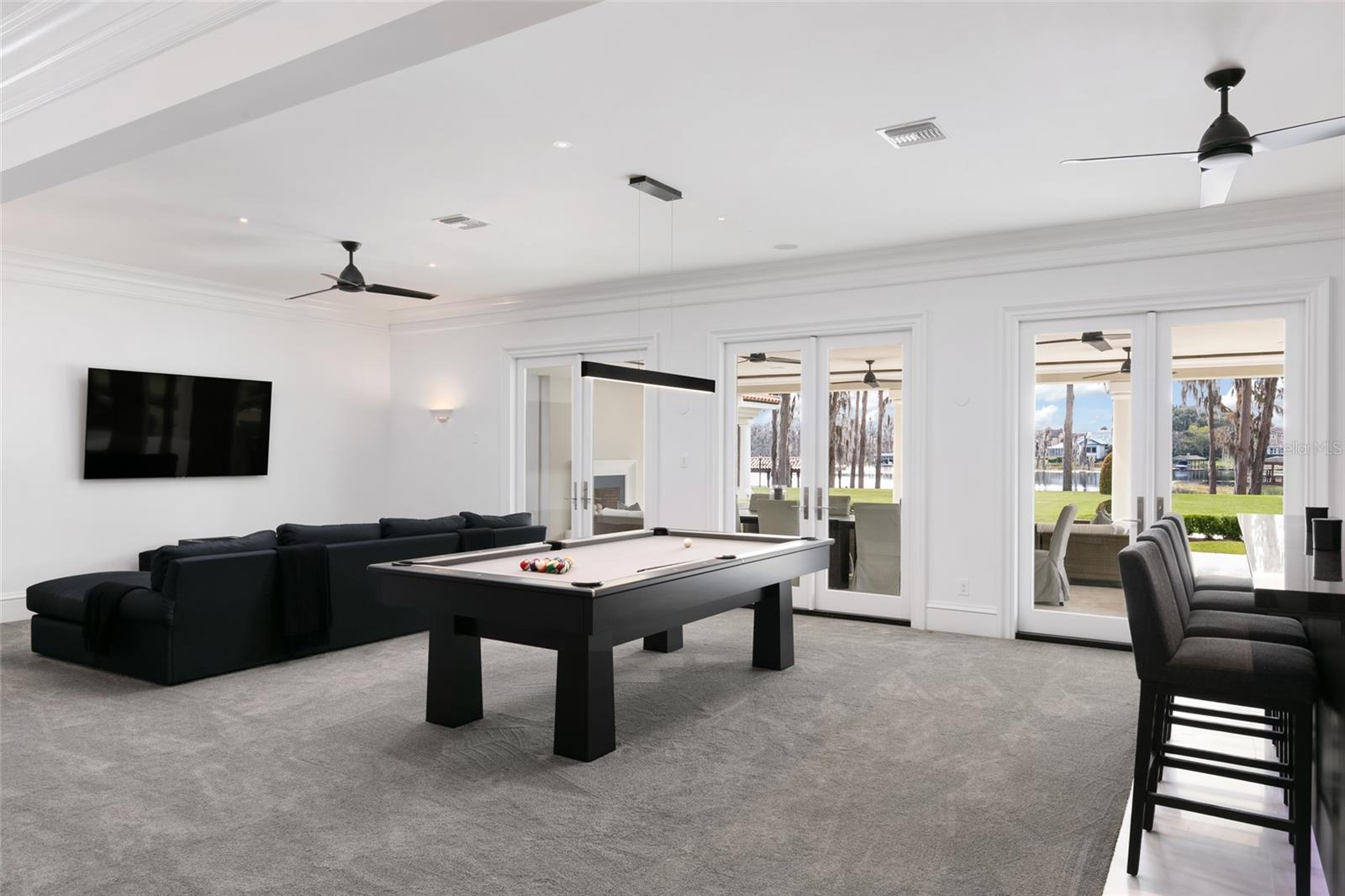 Image 21 of 68 For 12488 Park Avenue