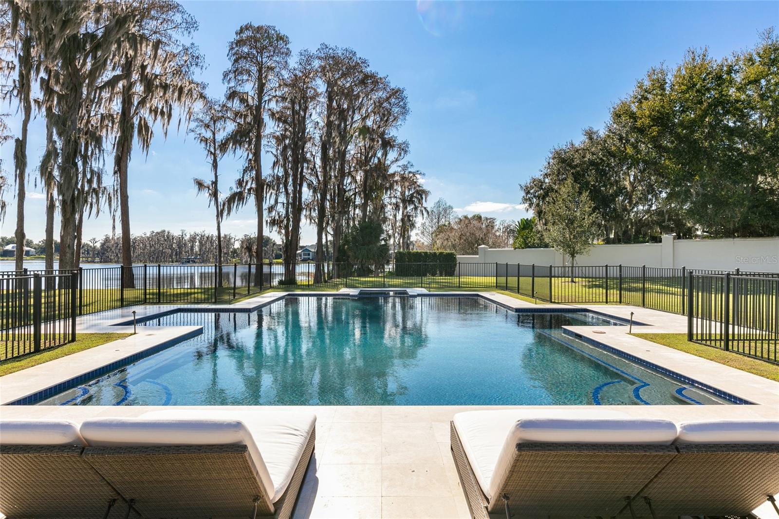 Image 43 of 68 For 12488 Park Avenue