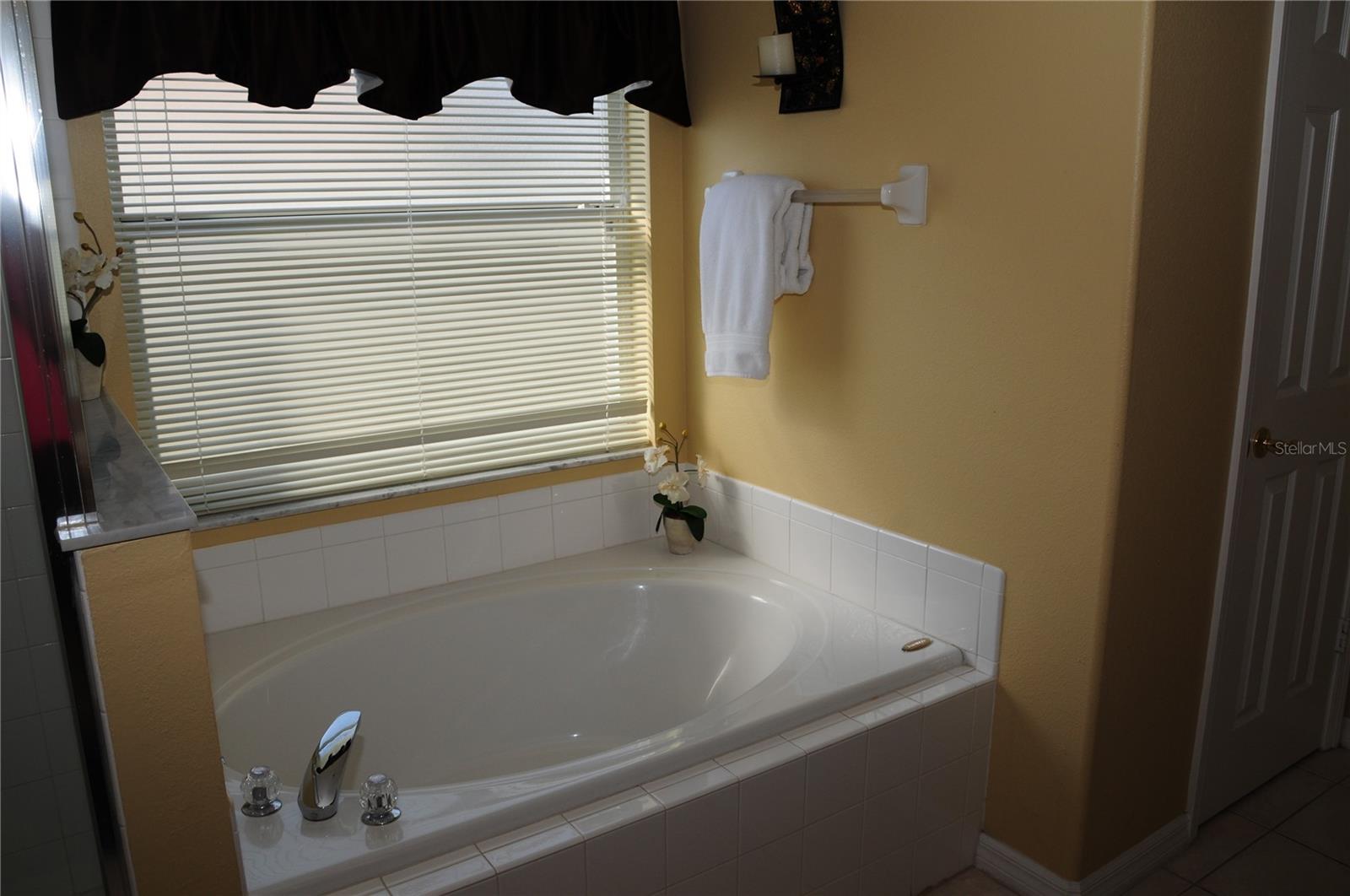 Image 29 of 56 For 8015 Indian Creek Boulevard