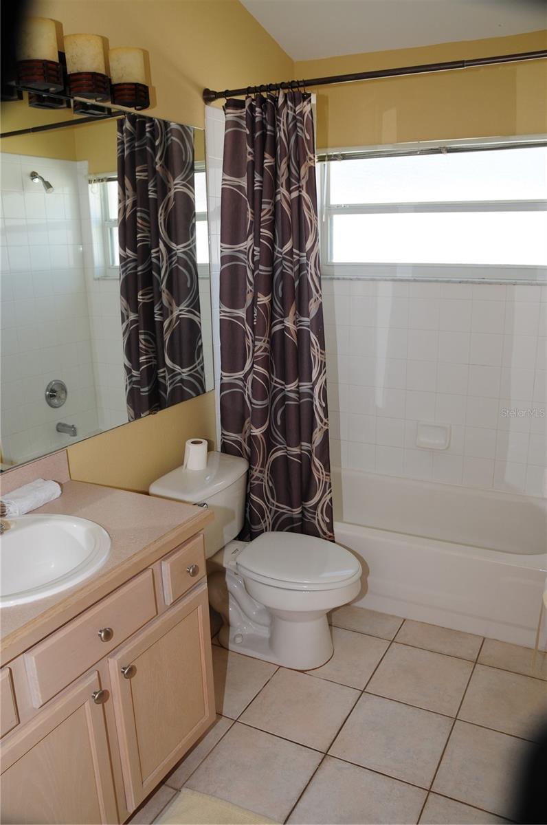 Image 37 of 56 For 8015 Indian Creek Boulevard