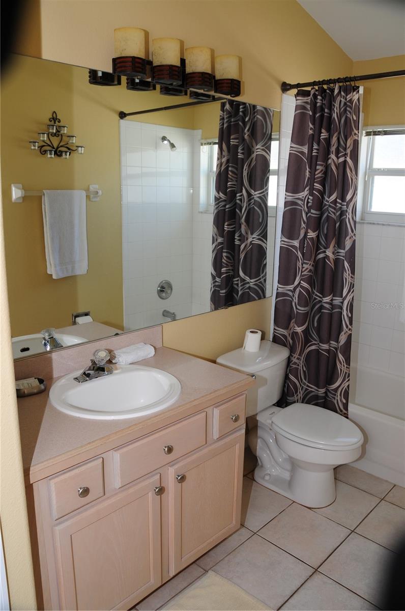 Image 38 of 56 For 8015 Indian Creek Boulevard