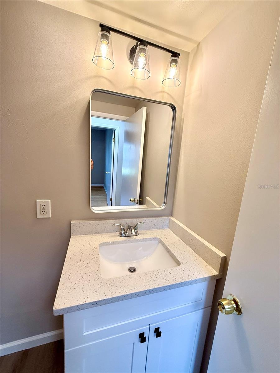 Image 24 of 52 For 758 Warrenton Road