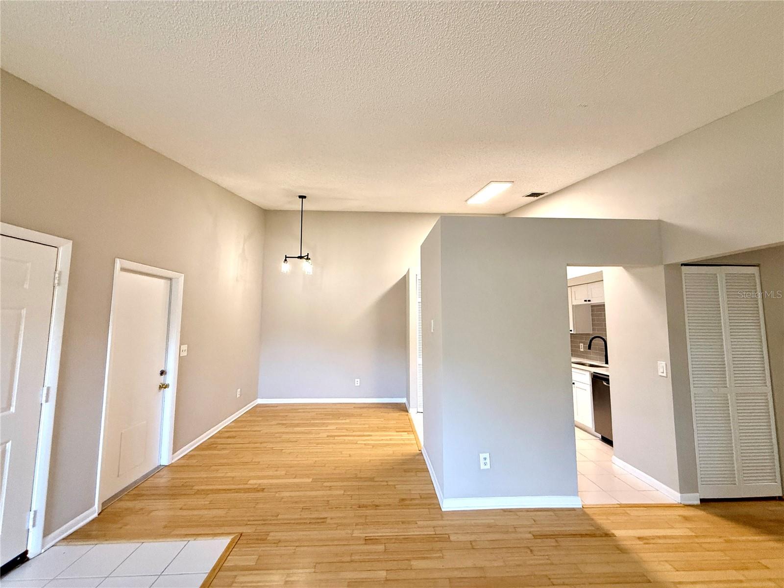 Image 8 of 52 For 758 Warrenton Road