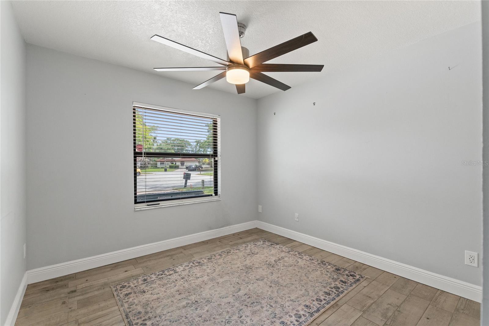 Image 29 of 41 For 7320 Farington Court