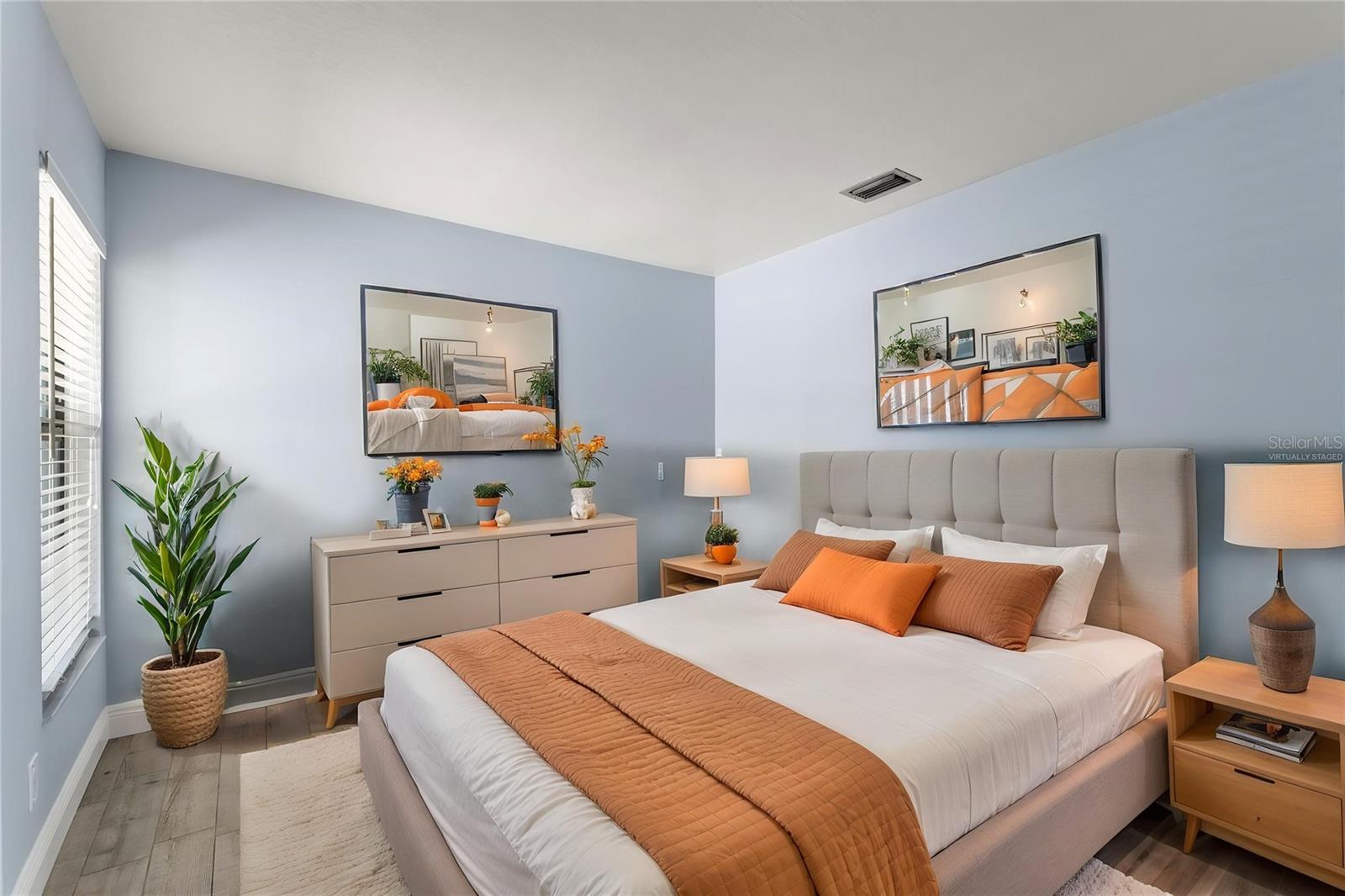 Image 31 of 41 For 7320 Farington Court