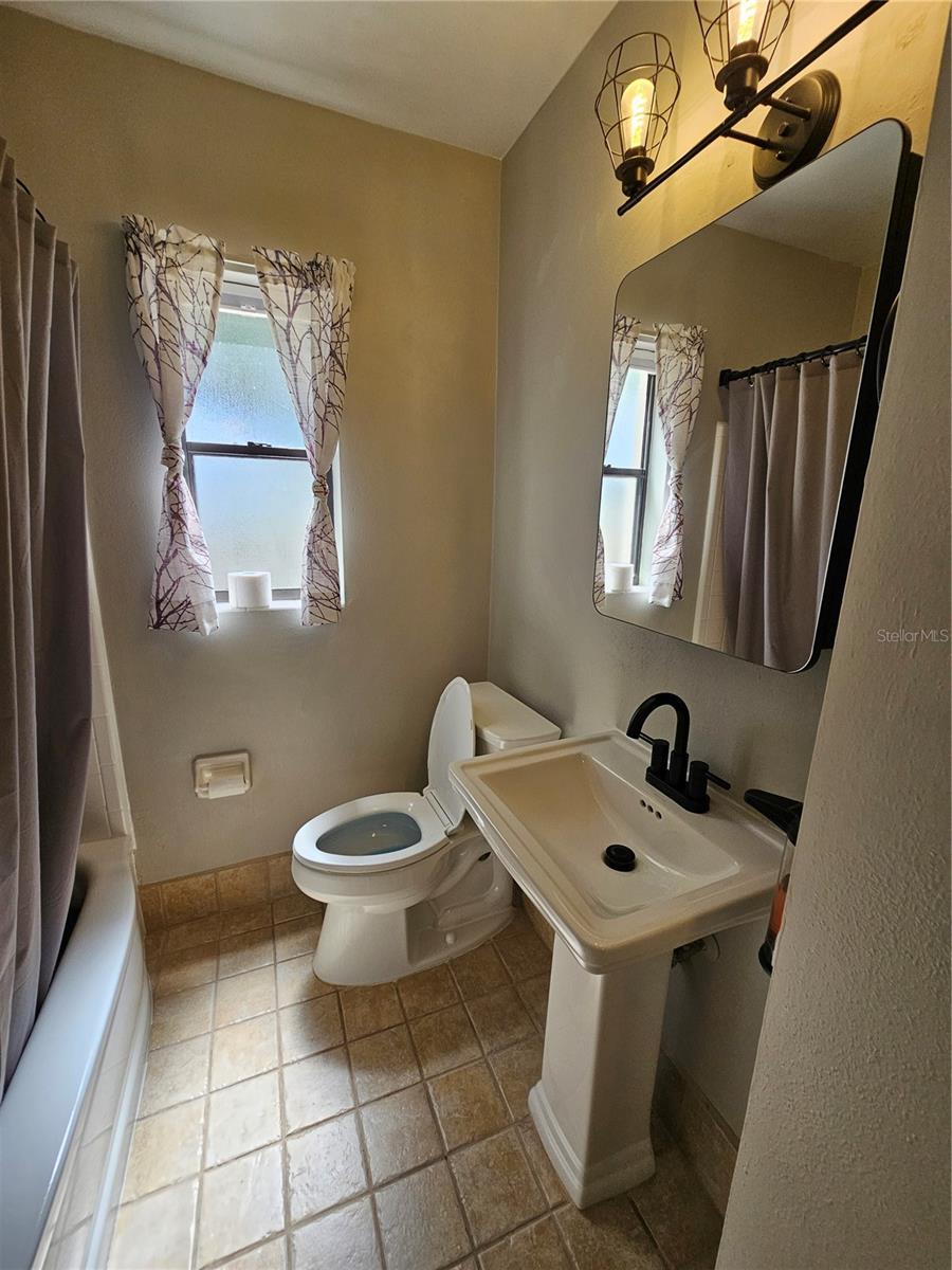 Image 14 of 24 For 1120 San Luis Drive