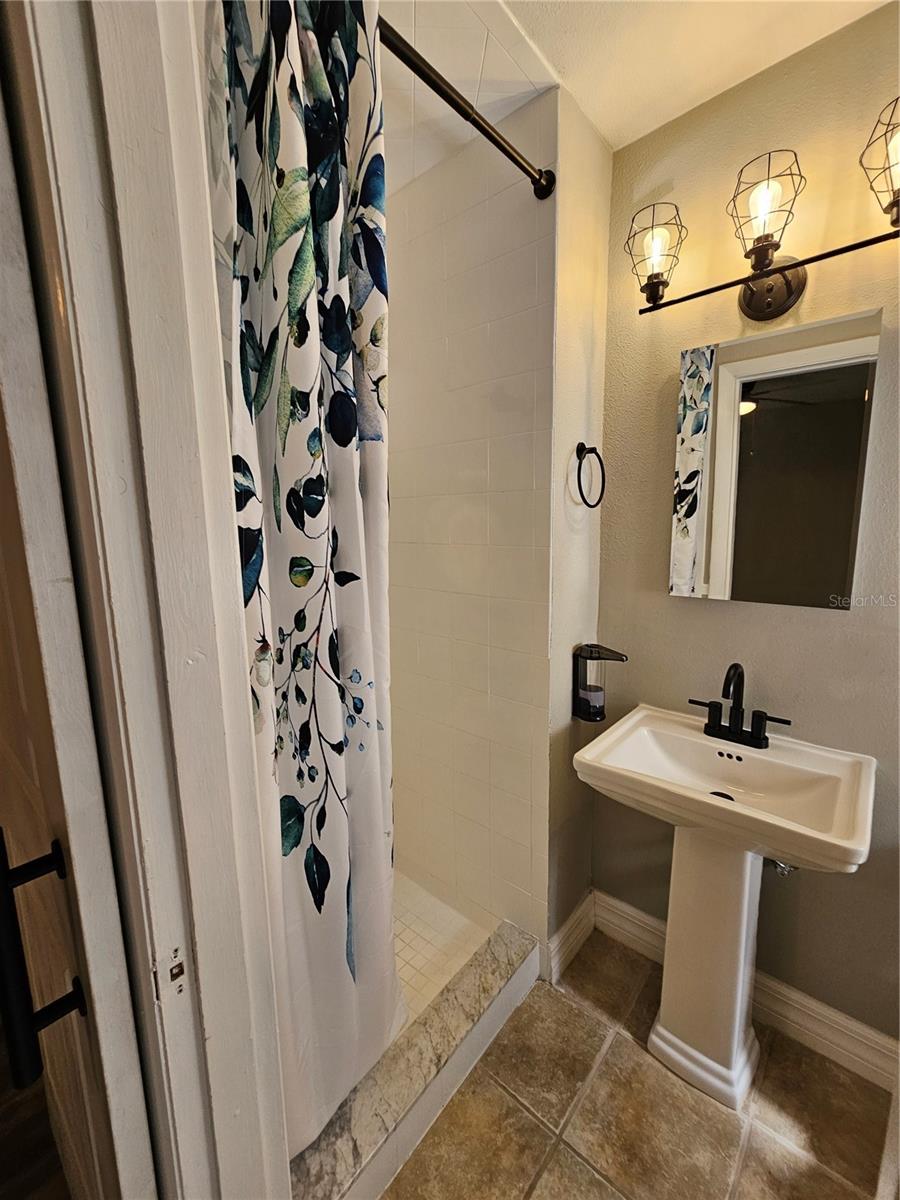 Image 15 of 24 For 1120 San Luis Drive