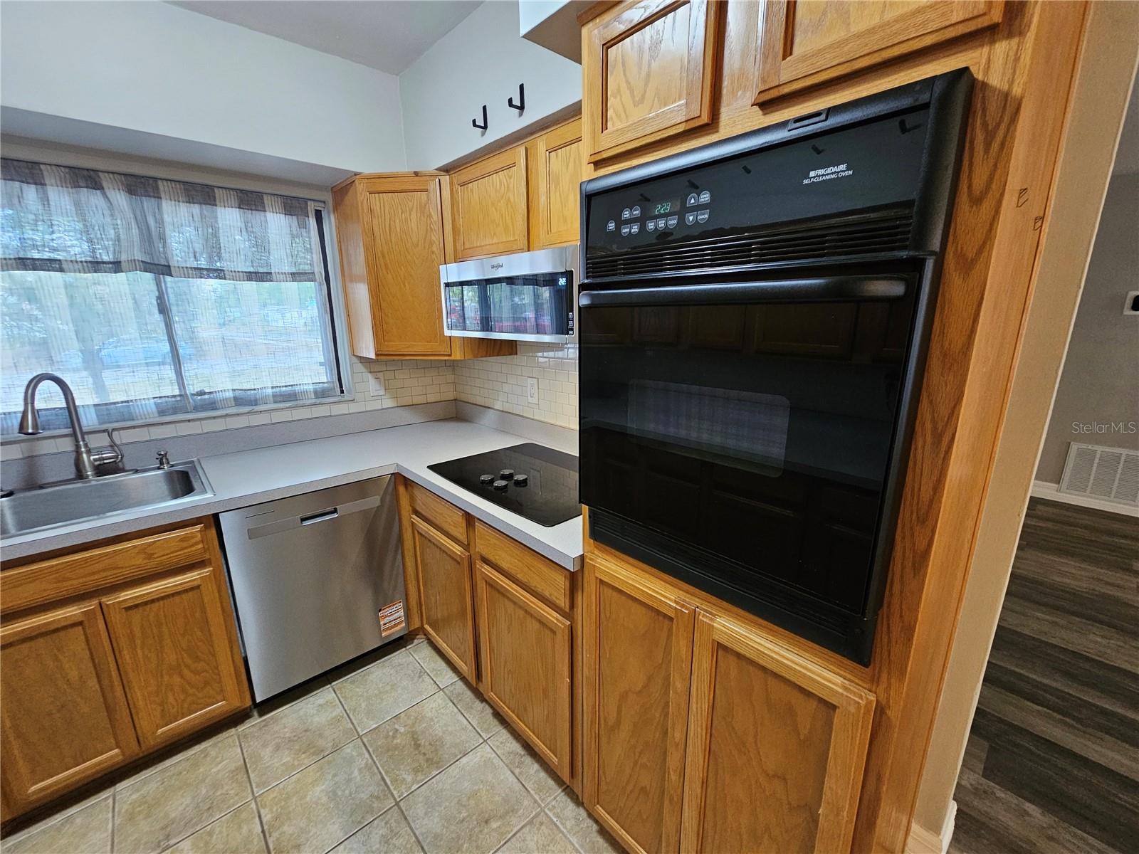 Image 5 of 24 For 1120 San Luis Drive