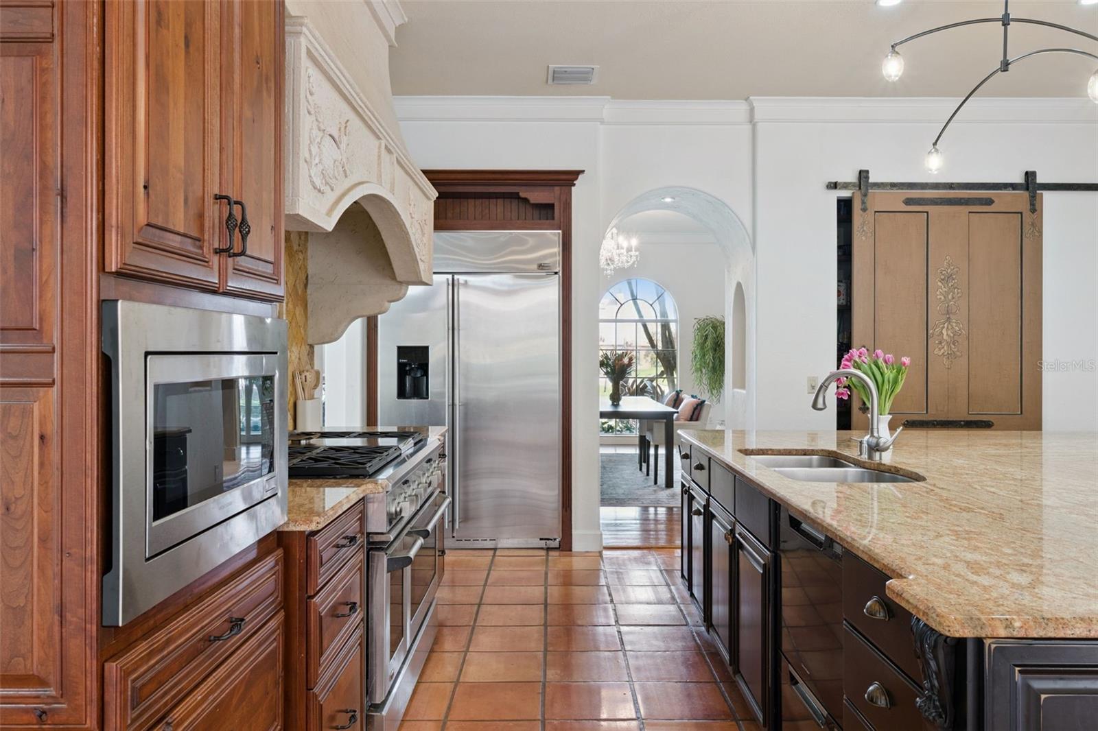 Image 14 of 51 For 3130 Butler Bay Drive N