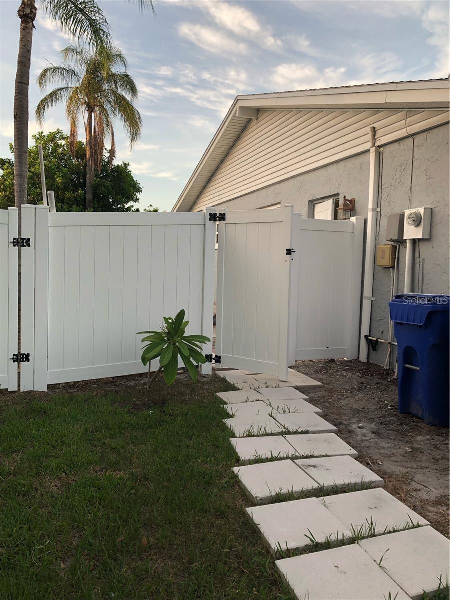 Image 2 of 11 For 1980 Briarwood Street