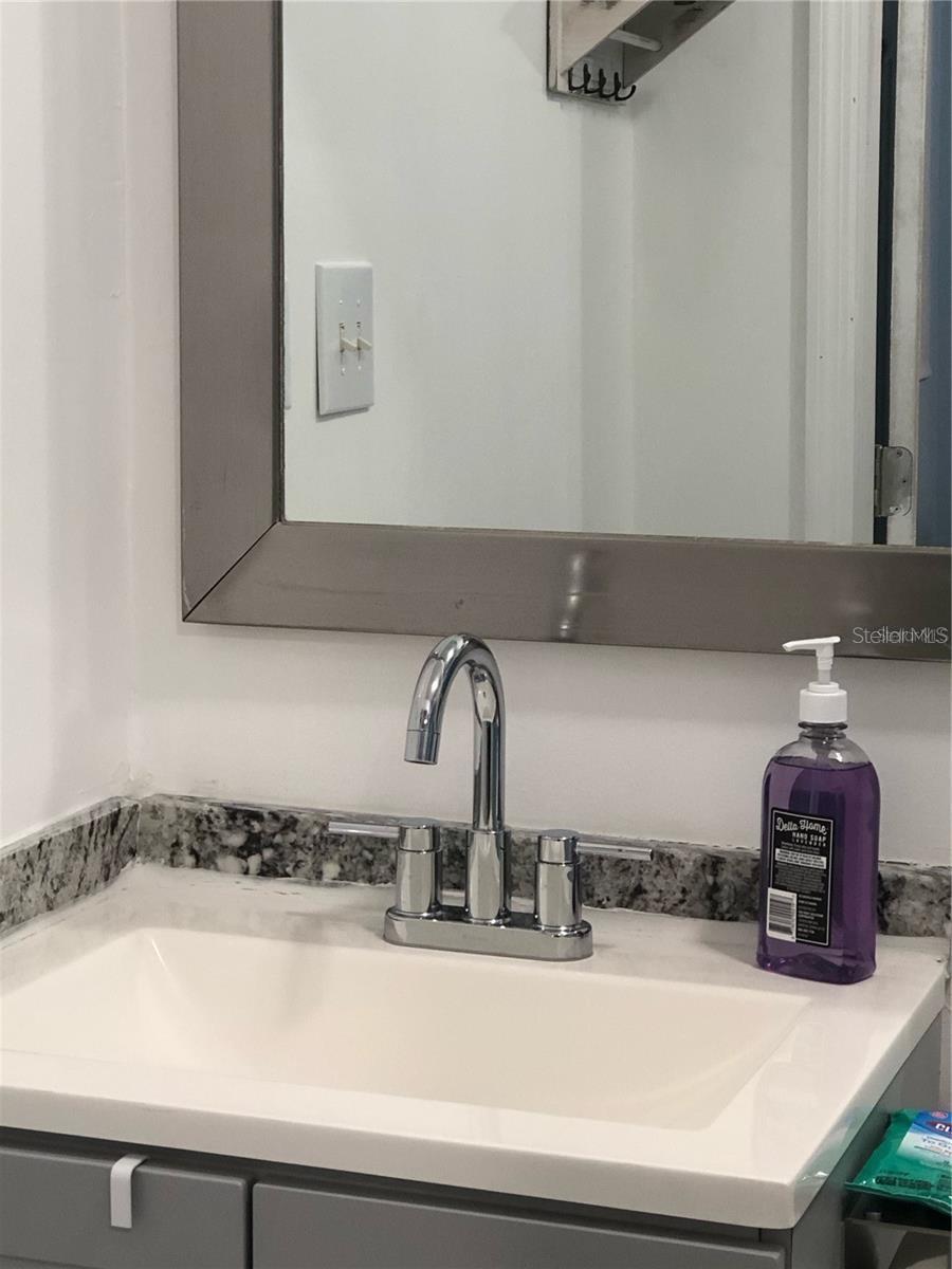 Image 6 of 11 For 1980 Briarwood Street