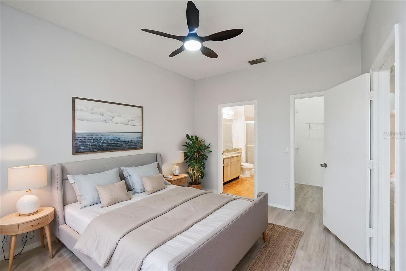 Image 7 of 26 For 13304 Summerton Drive