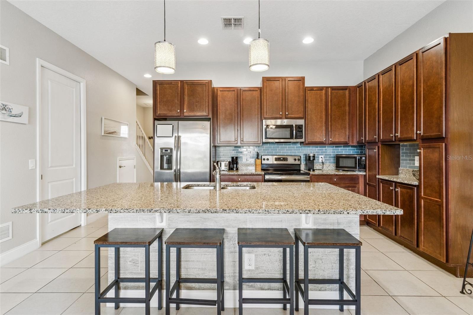 Image 10 of 60 For 193 Captiva Drive