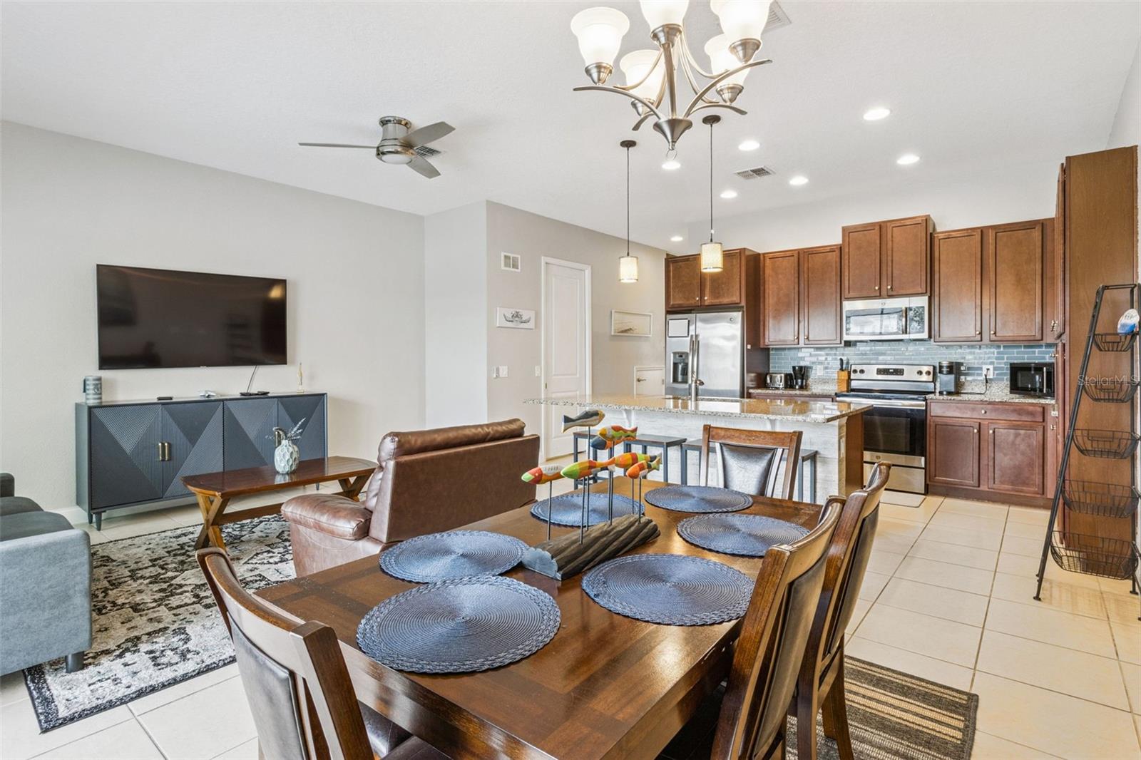 Image 9 of 60 For 193 Captiva Drive
