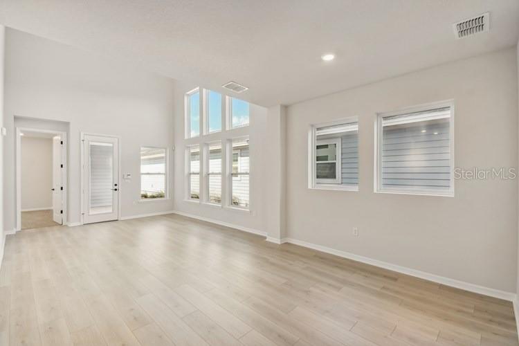 Image 8 of 32 For 3024 Mirage Place