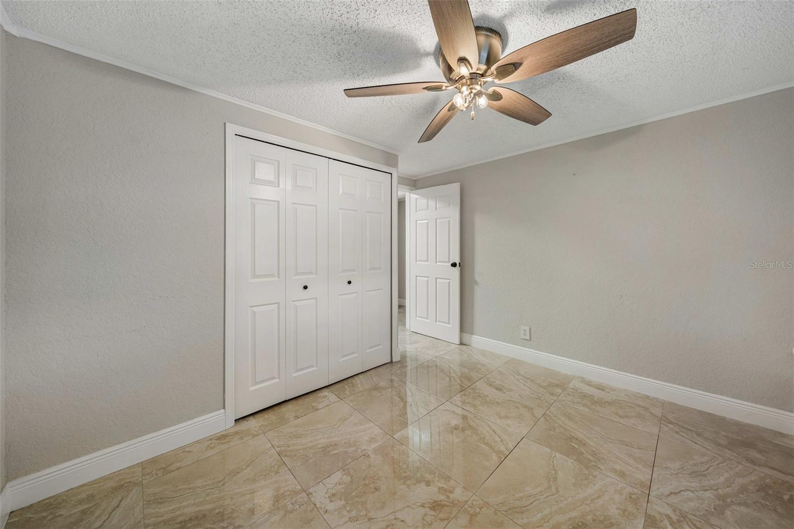 Image 10 of 17 For 4099 Michigan Street 4099