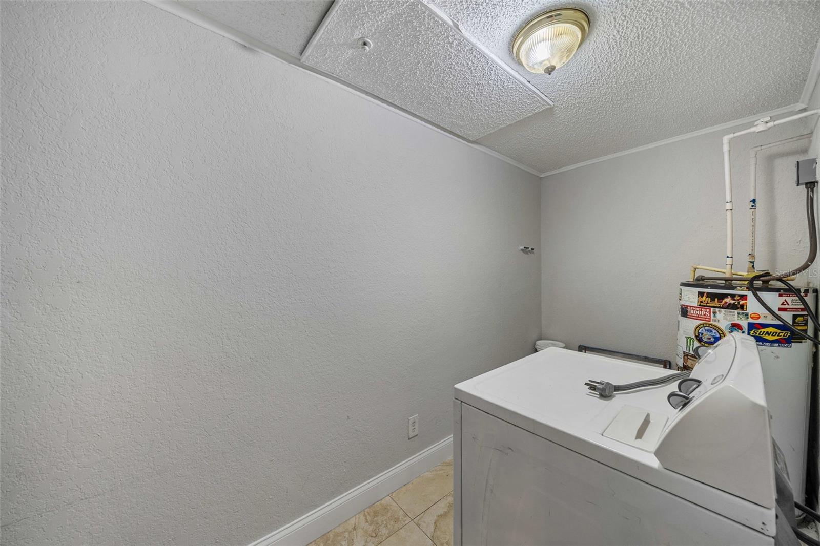 Image 14 of 17 For 4099 Michigan Street 4099