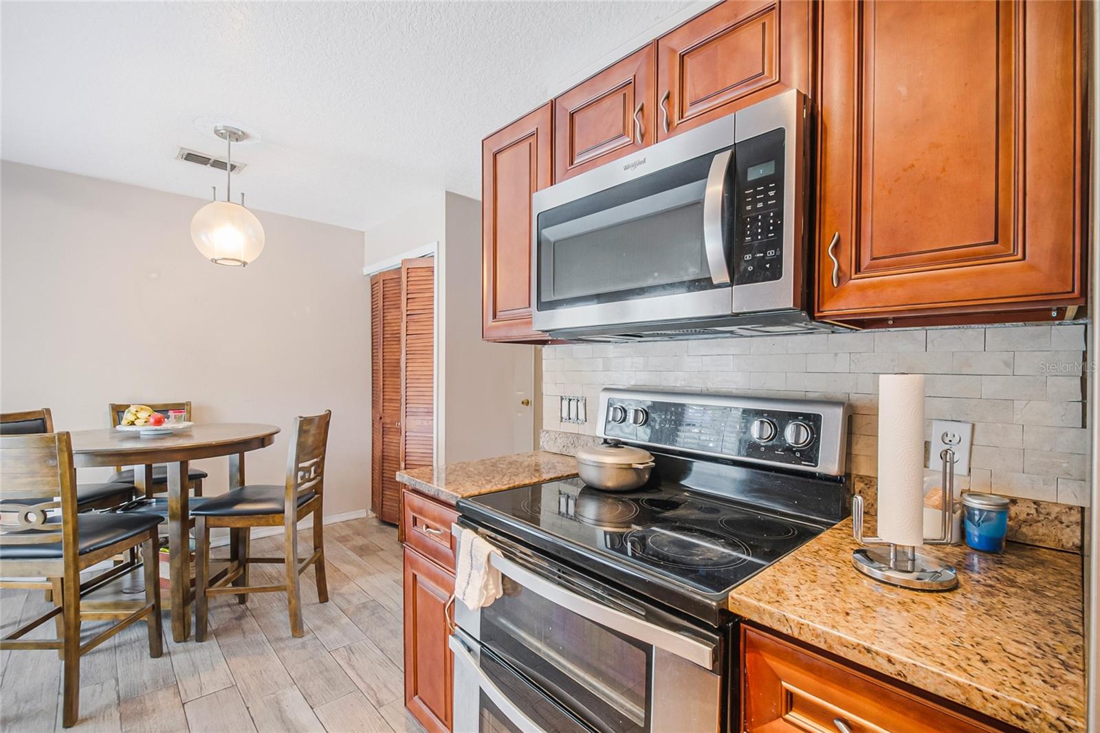 Image 10 of 25 For 5678 Altec Court