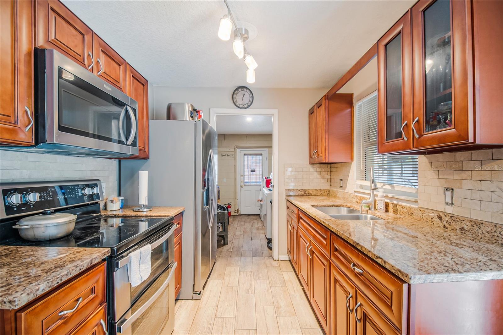 Image 11 of 25 For 5678 Altec Court