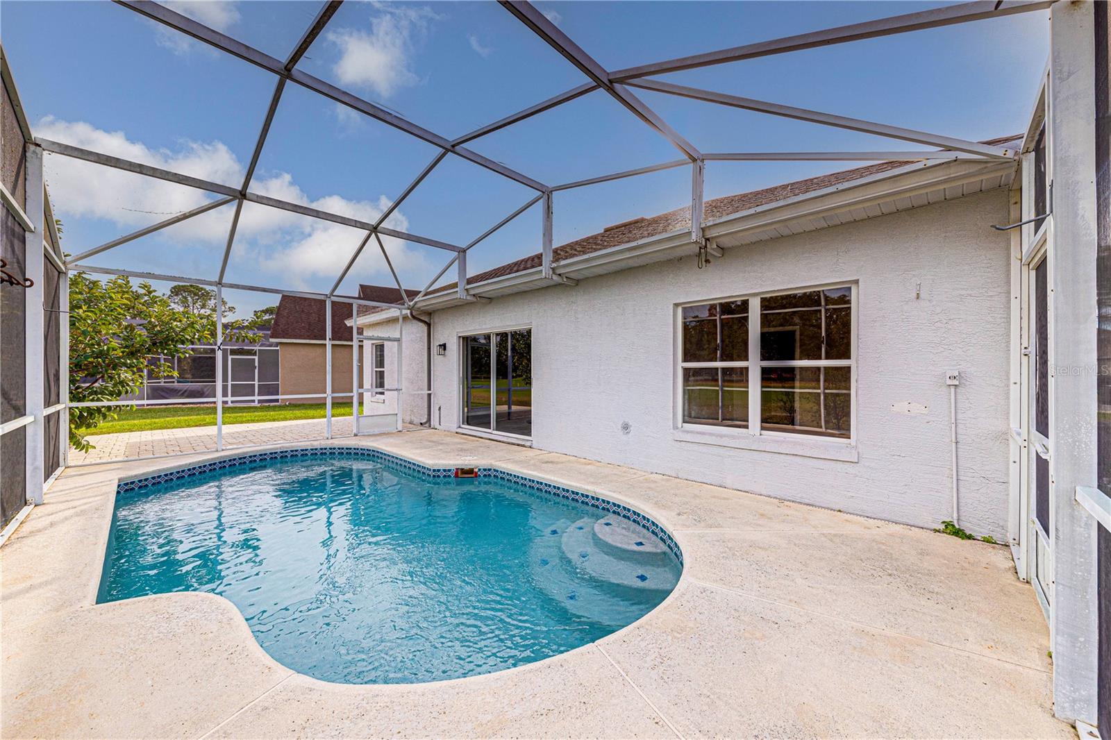 Image 10 of 40 For 745 Jaybee Avenue