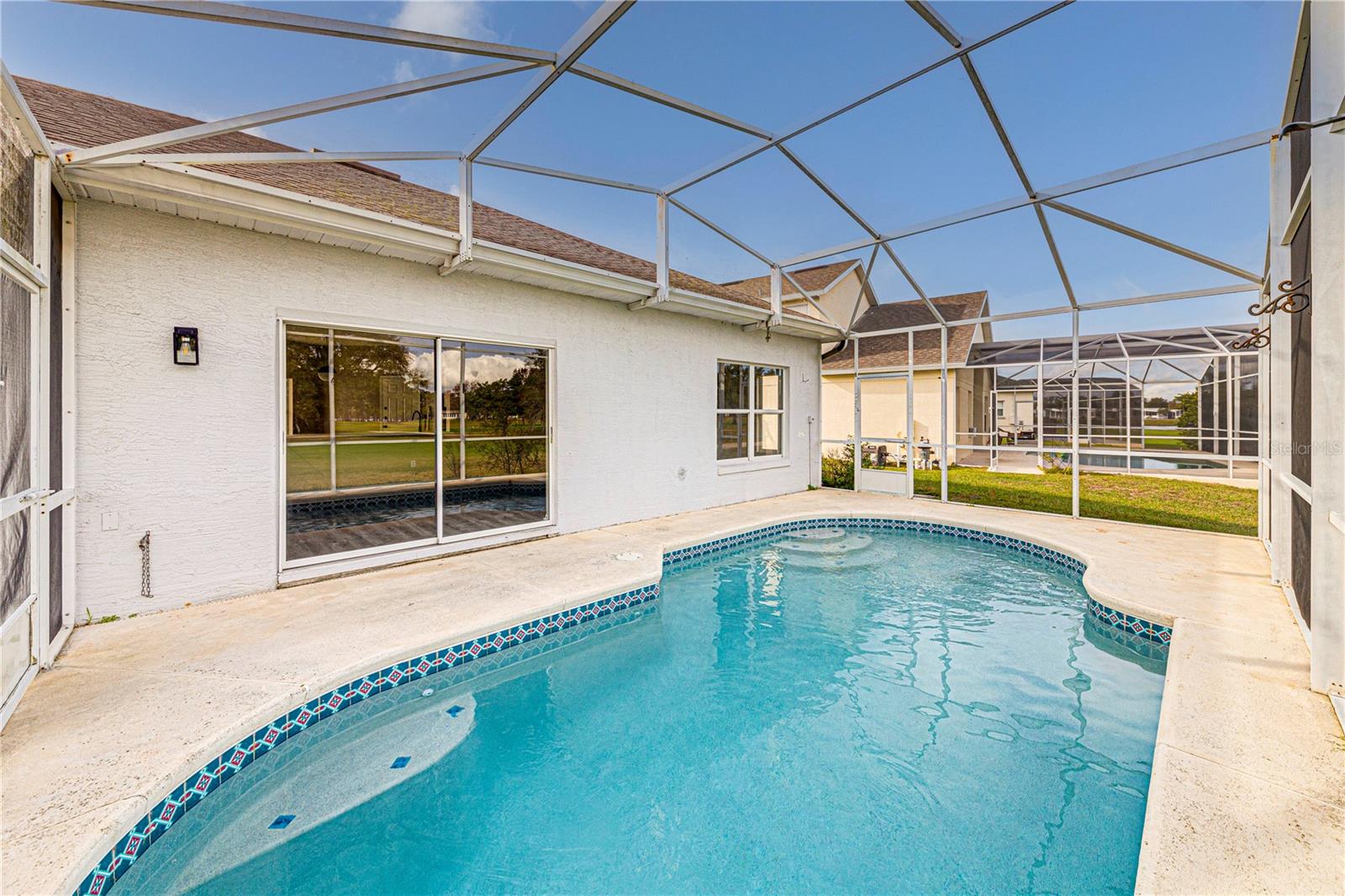 Image 17 of 40 For 745 Jaybee Avenue